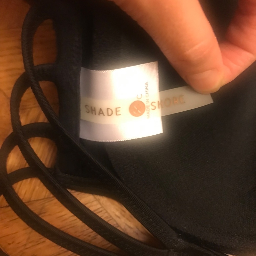 Shade & Shore Black Bikini Top, Fully Lined, Underwire, Neck Tie, Strapless. - Picture 5 of 9